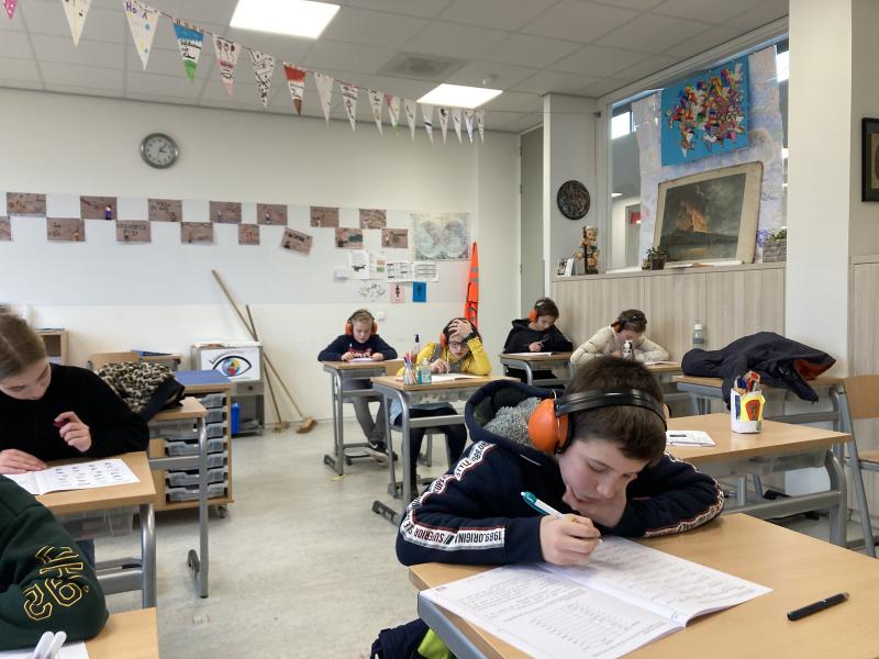 1 uur durend Anglia examen.